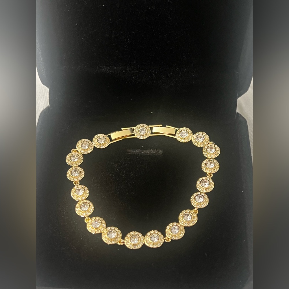 ✨New 18k gold plated Tennis Bracelet | 19 cm | Elegant Sparkle - Picture 4 of 5